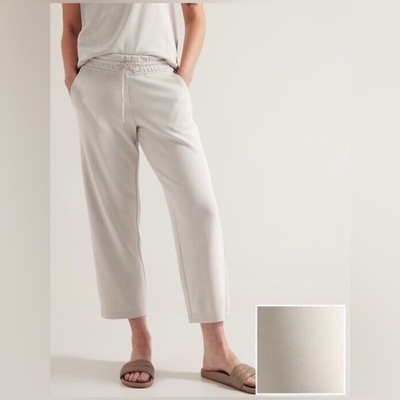 Athleta Pants - NWOT Athleta Seasoft Straight Crop Pants size XL regular length in Abalone white